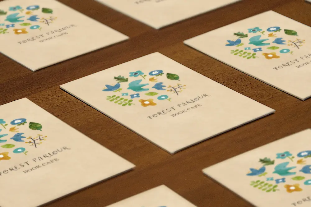 ブックカフェ「FOREST PARLOUR」のメインビジュアル